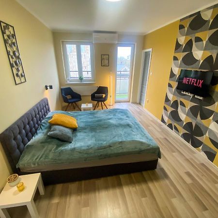 Fresh Smartly Designed Studio Flat & Sunny Balcony Будапеща Екстериор снимка